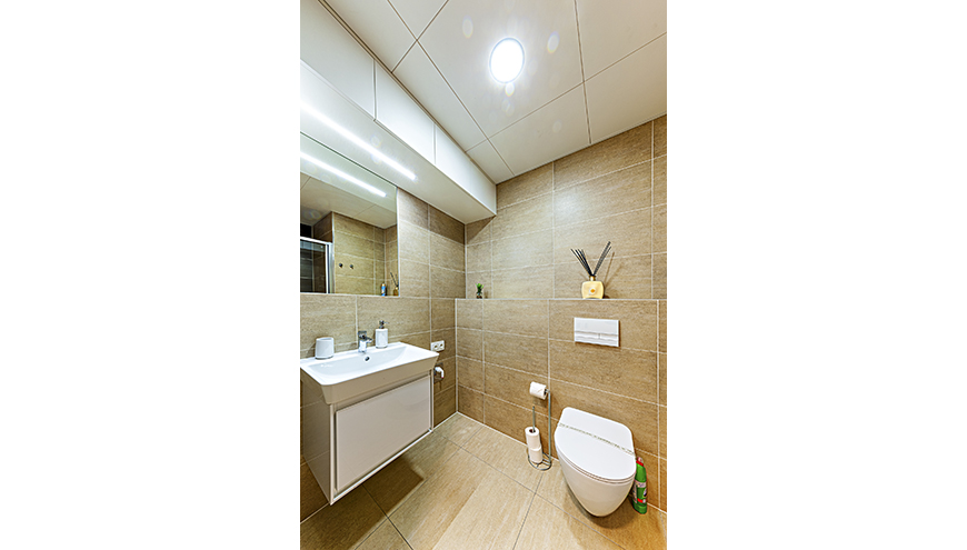 images/Home-1/room2/img-10.jpg