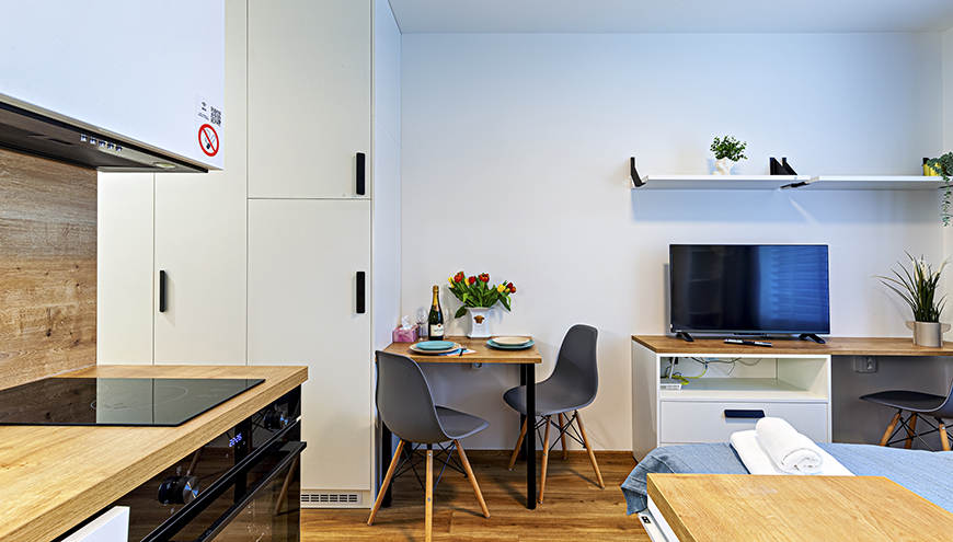 images/Home-1/room2/img-4.jpg