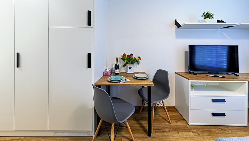 images/Home-1/room2/img-8.jpg