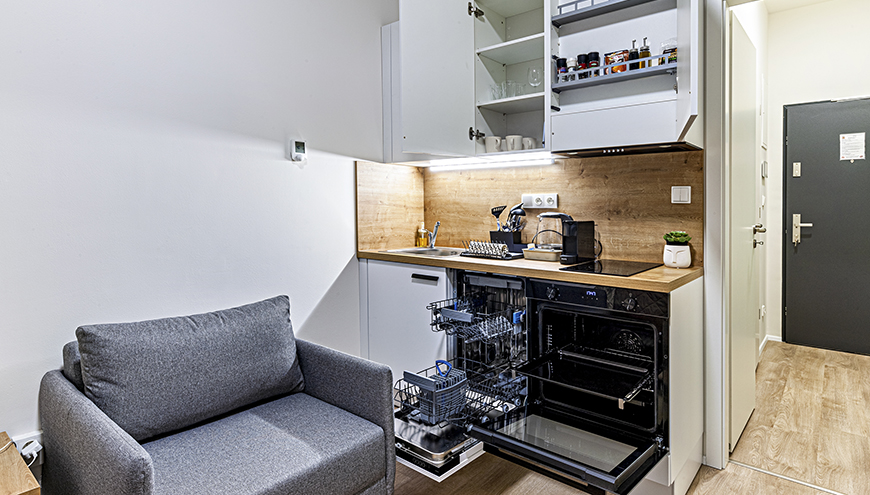 images/Home-1/room1/img-13.jpg