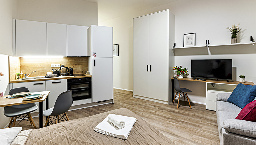 images/Home-1/room1/img-30.jpg