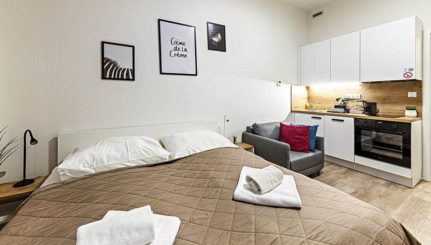 images/Home-1/room1/img-4.jpg