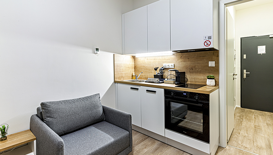 images/Home-1/room1/img-8.jpg