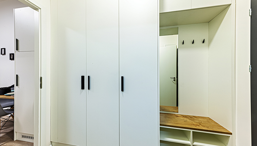 images/Home-1/room3/img-17.jpg