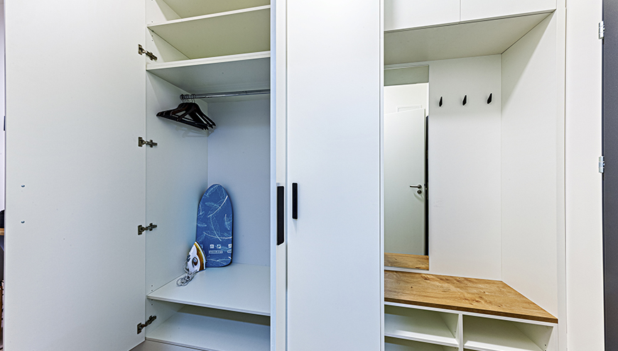 images/Home-1/room3/img-18.jpg