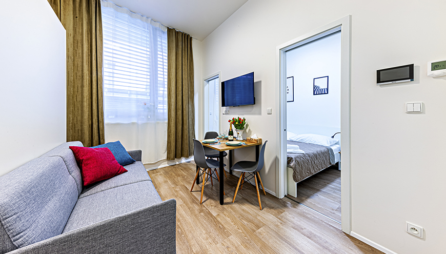 images/Home-1/room4/img-2.jpg