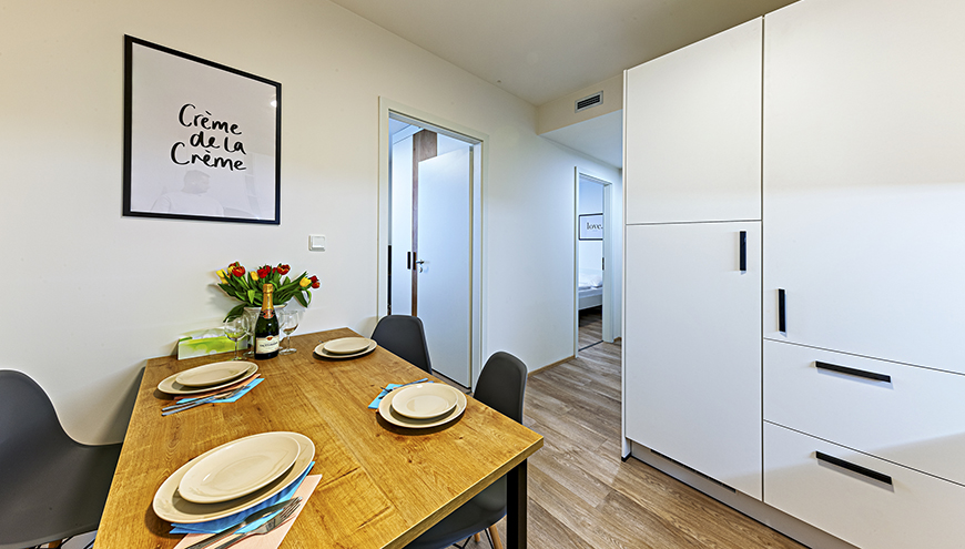 images/Home-1/room5/img-10.jpg