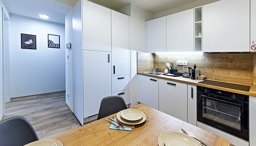 images/Home-1/room5/img-12.jpg