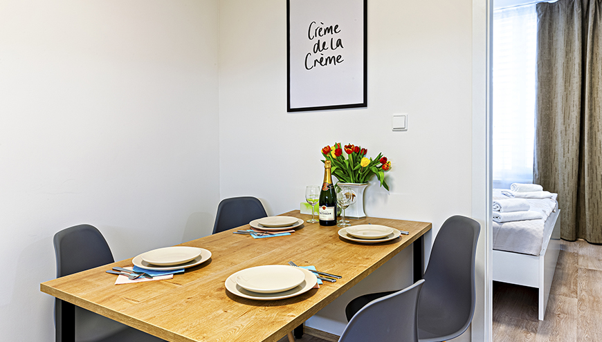 images/Home-1/room5/img-14.jpg